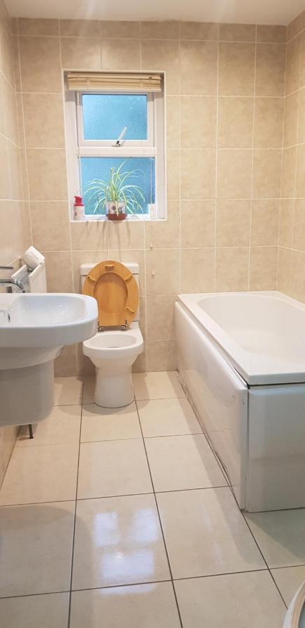Craigalappan Cottages Holiday Home Бушмилс Экстерьер фото
