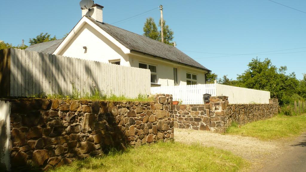Craigalappan Cottages Holiday Home Бушмилс Экстерьер фото