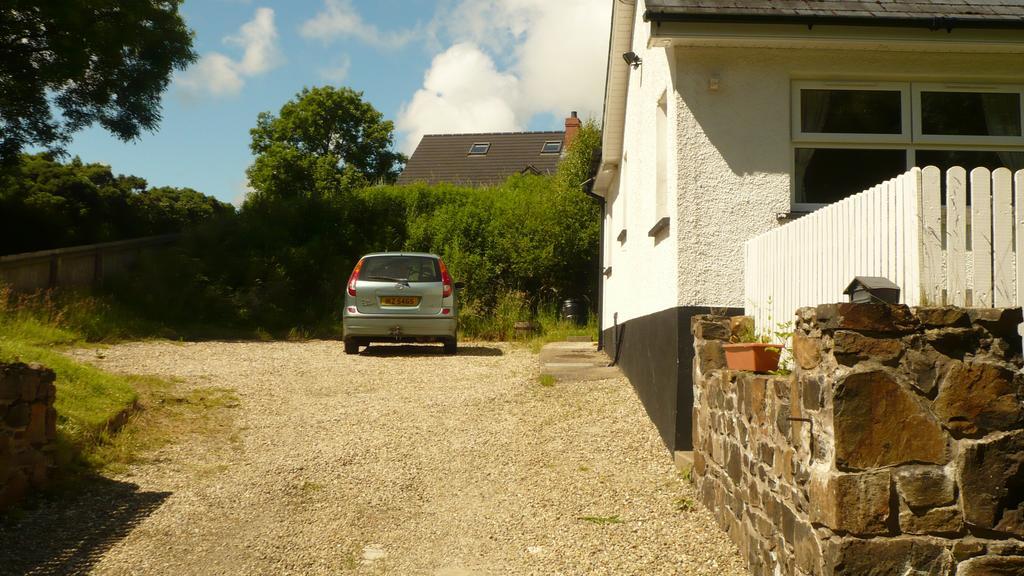 Craigalappan Cottages Holiday Home Бушмилс Экстерьер фото