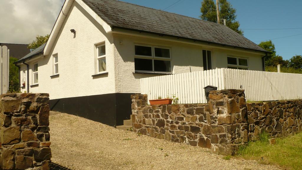 Craigalappan Cottages Holiday Home Бушмилс Экстерьер фото